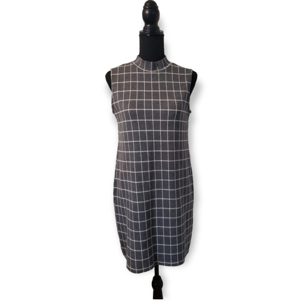 Paraphrase dress